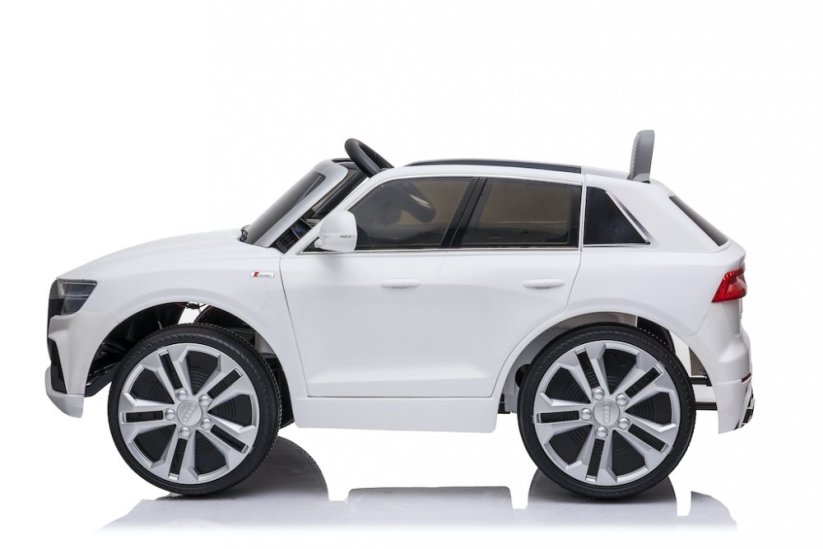 Eljet Audi Q8 dětské autíčko - Barva: Černá